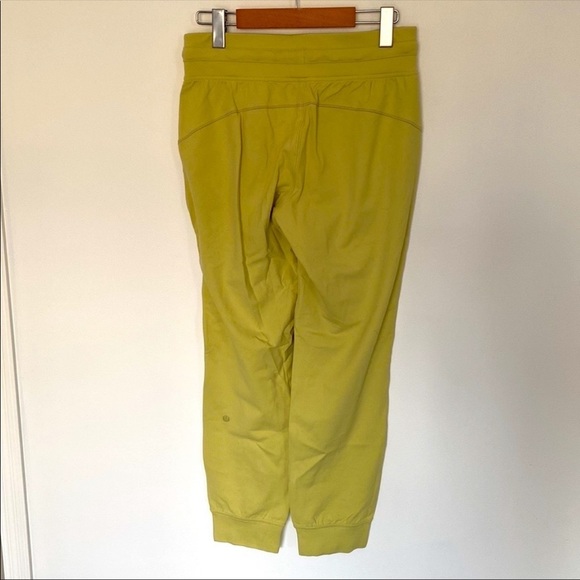 Lululemon Ready to Rulu 7/8 Joggers - Picture 4 of 6